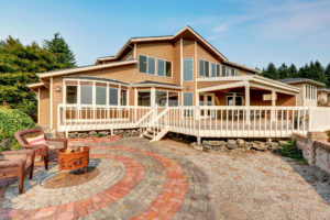 An expansive paved patio.